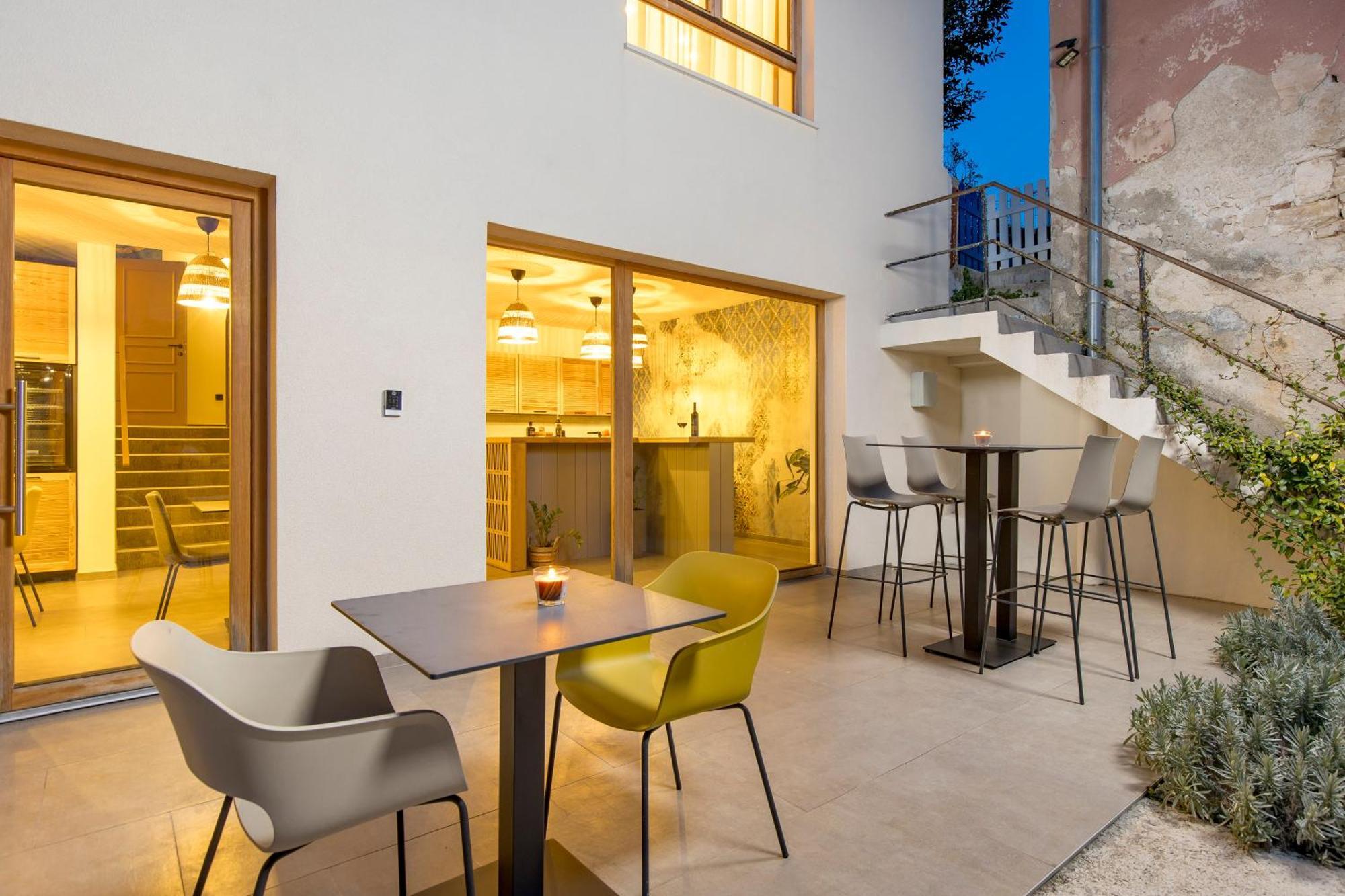 Pula Residence Rooms And Apartments Old City Center Exterior photo